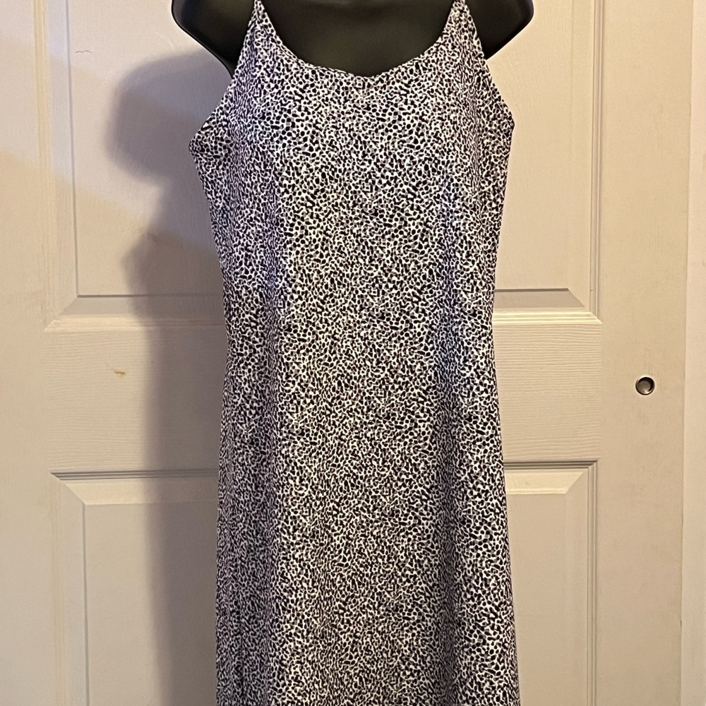 Old Navy Black and White Midi Dress